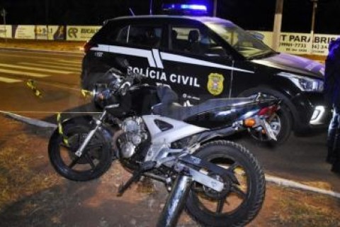 Motociclista fica em estado grave após bater de frente com carro