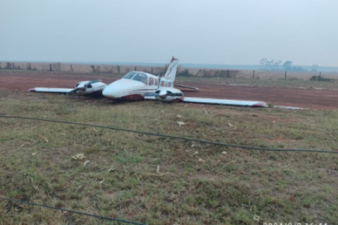 Avião fretado para buscar deputado faz pouso forçado no interior