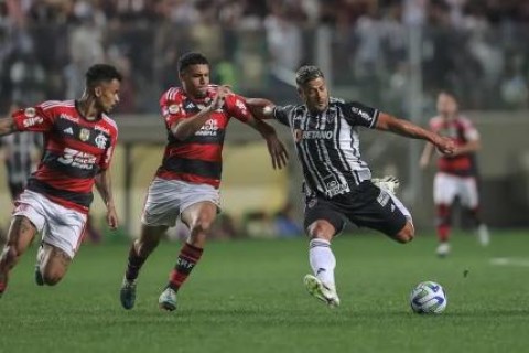 Atlético-MG leva a melhor em sorteio e decide Copa do Brasil diante do Flamengo em casa