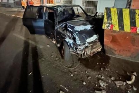 Jovem de 22 anos morre em acidente entre carro e moto em Rondonópolis